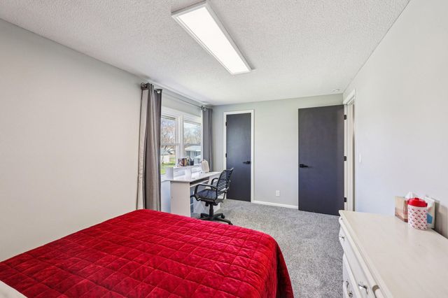 632 109th Lane NE, Blaine, MN 55434