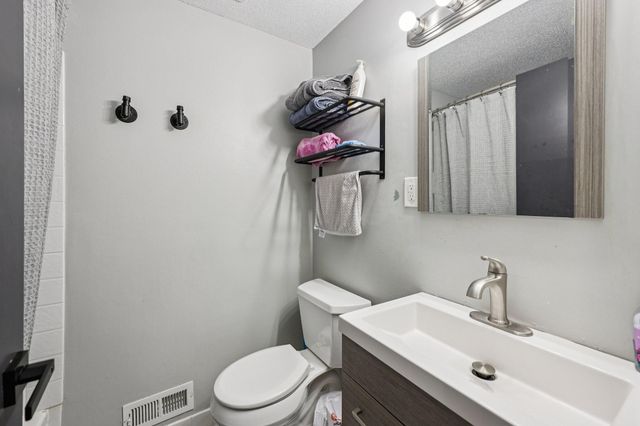 632 109th Lane NE, Blaine, MN 55434