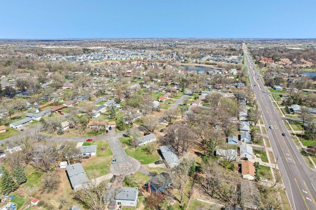 632 109th Lane NE, Blaine, MN 55434