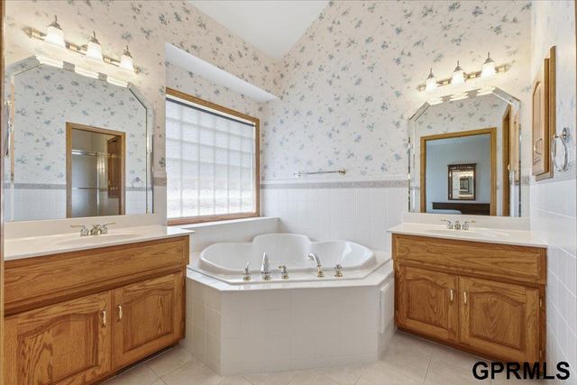3717 S 182 Street, Omaha, NE 68130