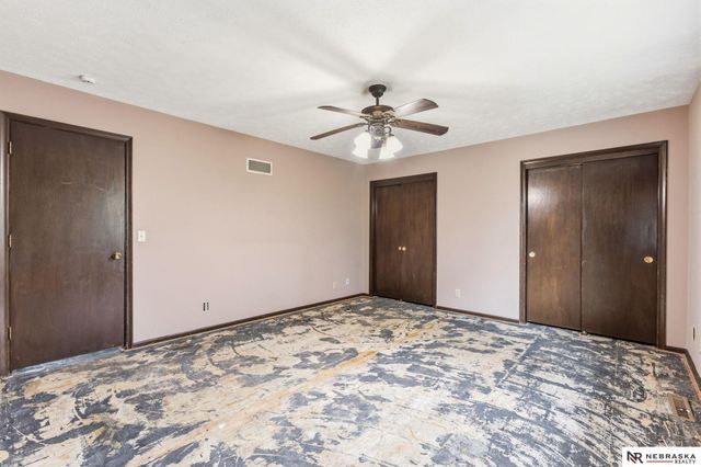 1125 Laport Drive, Papillion, NE 68046