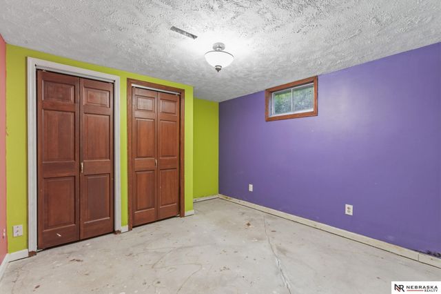 1125 Laport Drive, Papillion, NE 68046