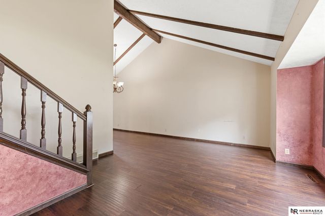 1125 Laport Drive, Papillion, NE 68046