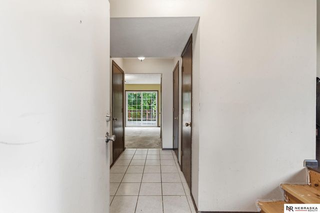1125 Laport Drive, Papillion, NE 68046