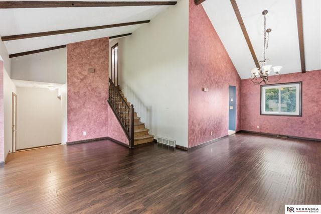 1125 Laport Drive, Papillion, NE 68046