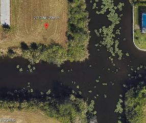 2713 NE 20th PL, Cape Coral, FL 33909