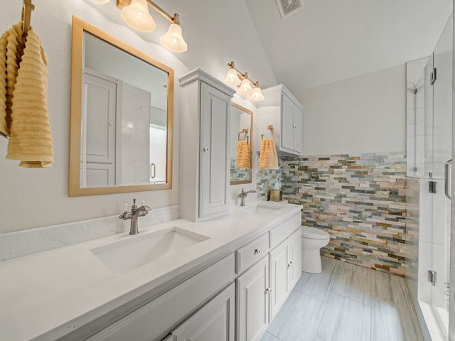 4721 Feldman Drive, Carrollton, TX 75010