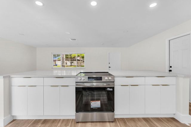 3905 E Woodscape Drive, Miramar, FL 33023