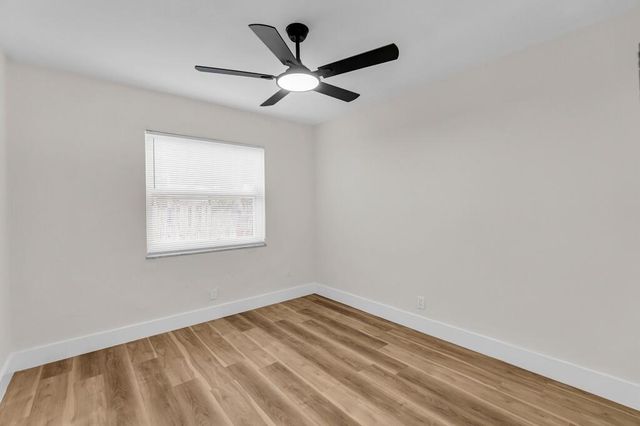 3905 E Woodscape Drive, Miramar, FL 33023