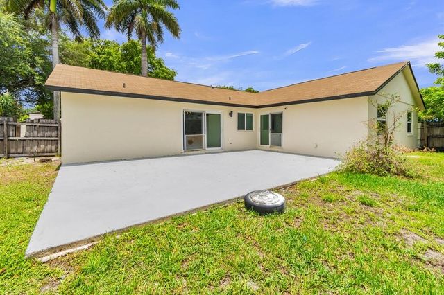 3905 E Woodscape Drive, Miramar, FL 33023
