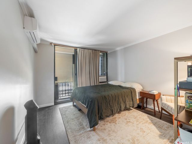 1561 Pensacola Street 1002, Honolulu, HI 96822
