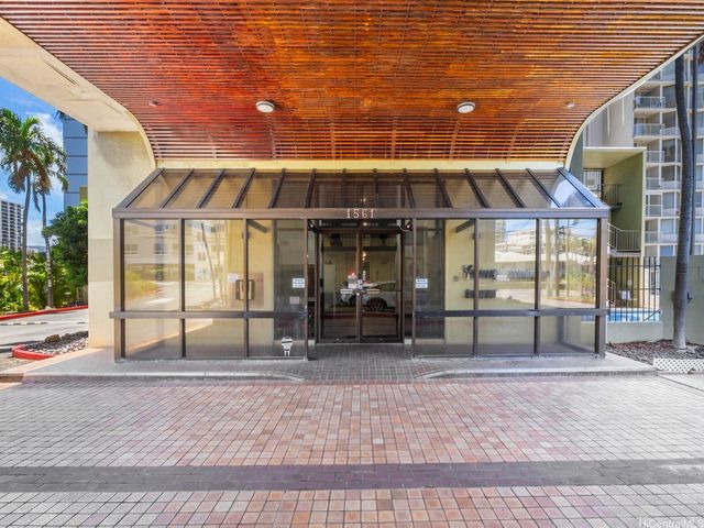 1561 Pensacola Street 1002, Honolulu, HI 96822