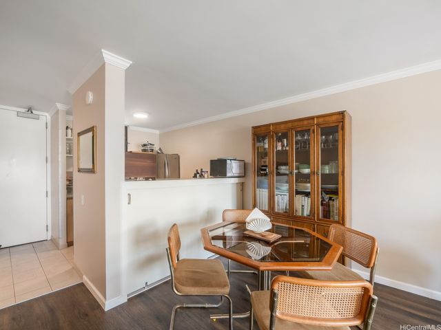1561 Pensacola Street 1002, Honolulu, HI 96822