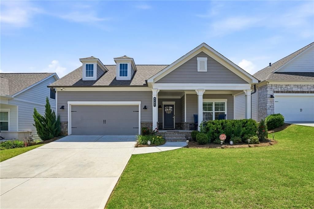 Image 2 of property listing at 5105 Dillingham Drive NW, Acworth, GA 30101