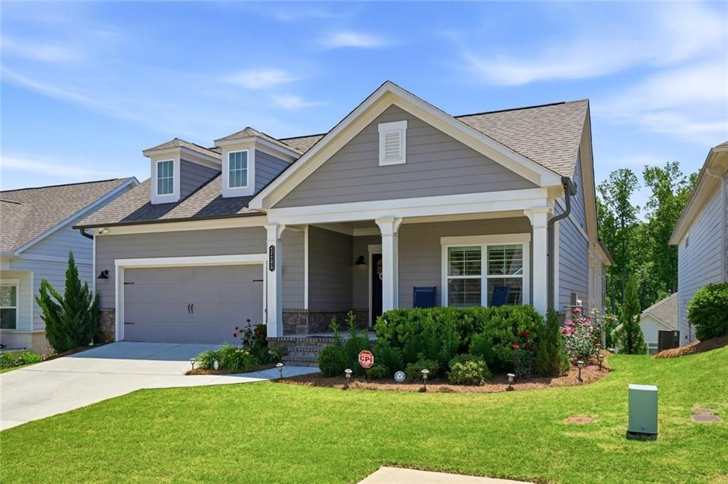 Image 6 of property listing at 5105 Dillingham Drive NW, Acworth, GA 30101