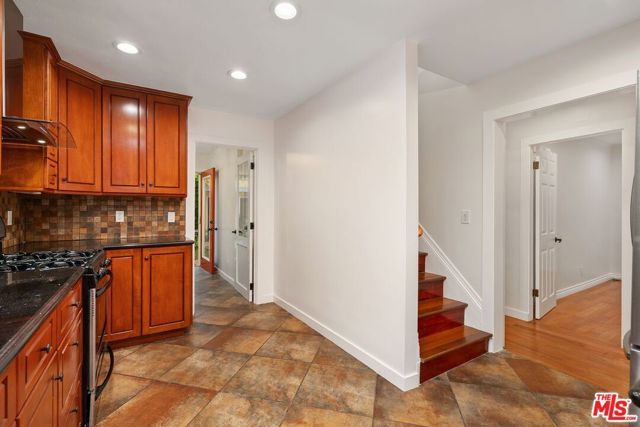 828 N Crescent Heights Boulevard, Los Angeles, CA 90046