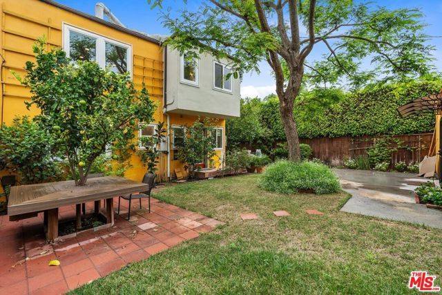 828 N Crescent Heights Boulevard, Los Angeles, CA 90046