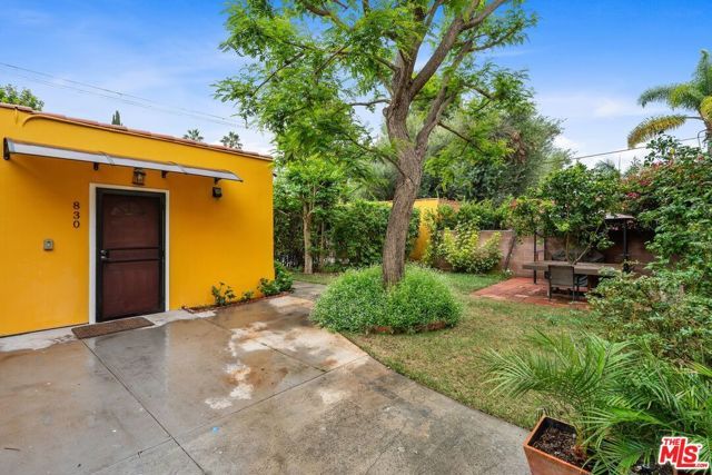 828 N Crescent Heights Boulevard, Los Angeles, CA 90046