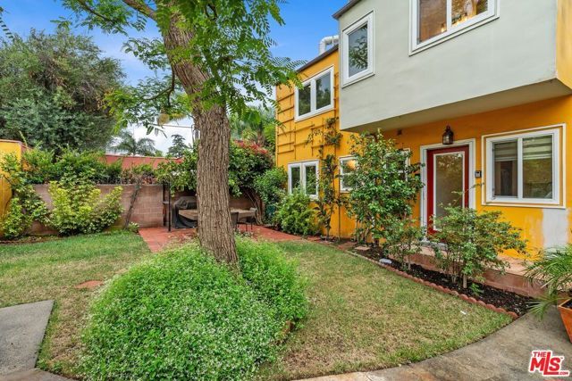 828 N Crescent Heights Boulevard, Los Angeles, CA 90046