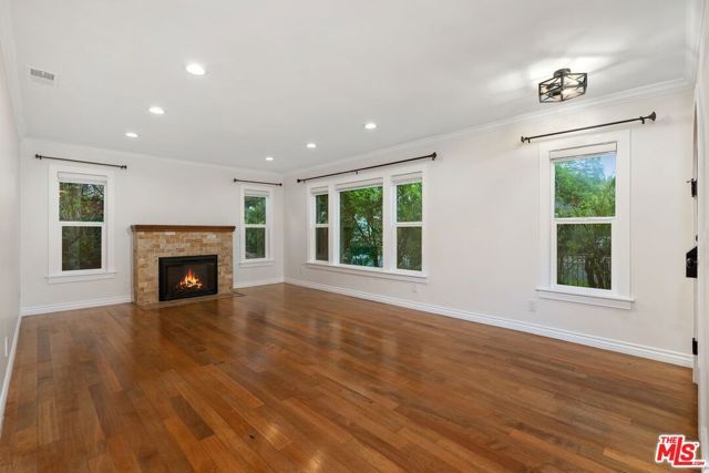 828 N Crescent Heights Boulevard, Los Angeles, CA 90046
