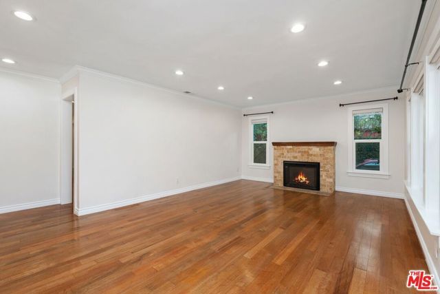 828 N Crescent Heights Boulevard, Los Angeles, CA 90046