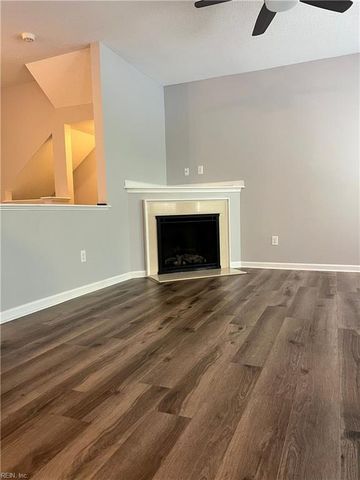 991 Hollymeade CIR, Newport News, VA 23602
