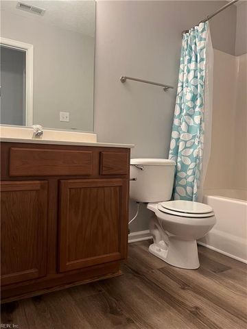 991 Hollymeade CIR, Newport News, VA 23602