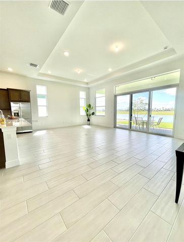 5243 Rivo Alto Cir, Westlake, FL 33470