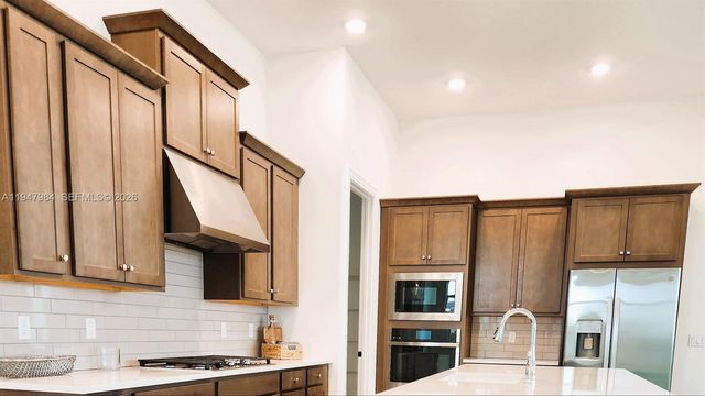 5243 Rivo Alto Cir, Westlake, FL 33470