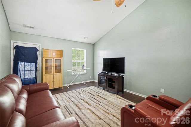 2628 Marmac Road, Charlotte, NC 28208