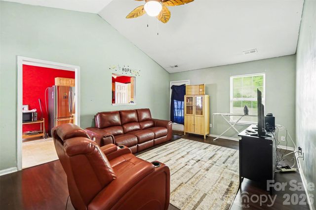 2628 Marmac Road, Charlotte, NC 28208