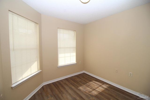 130 Wildflower Ln, Pensacola, FL 32514