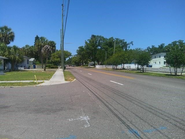 2040 22ND AVENUE S, St Petersburg, FL 33712