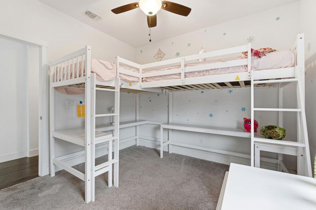 1323 N Traverse Avenue, Clovis, CA 93619