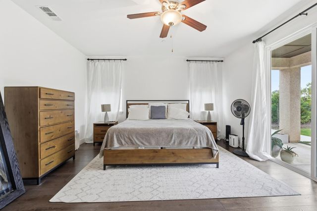 1323 N Traverse Avenue, Clovis, CA 93619