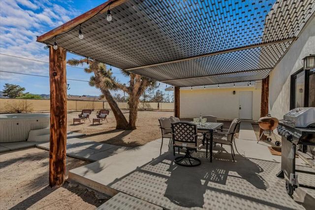 63555 Walpi Drive, Joshua Tree, CA 92252
