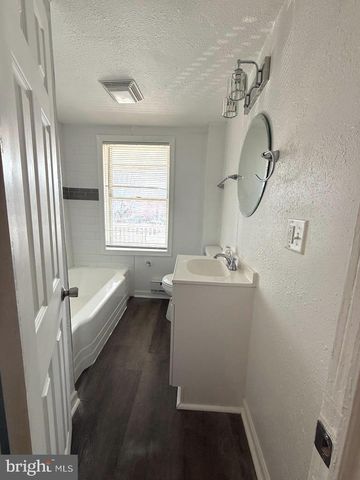 270 CALDER ST, Harrisburg, PA 17102