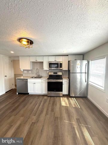 270 CALDER ST, Harrisburg, PA 17102