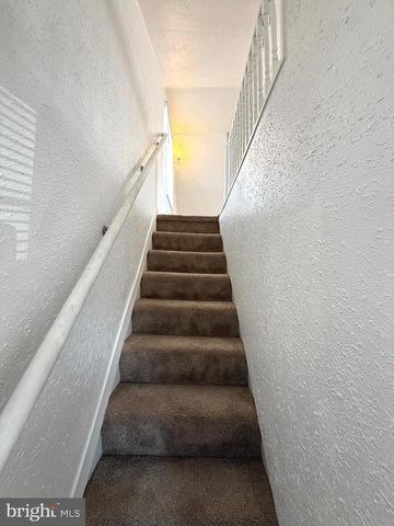 270 CALDER ST, Harrisburg, PA 17102