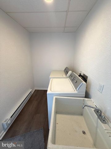 270 CALDER ST, Harrisburg, PA 17102