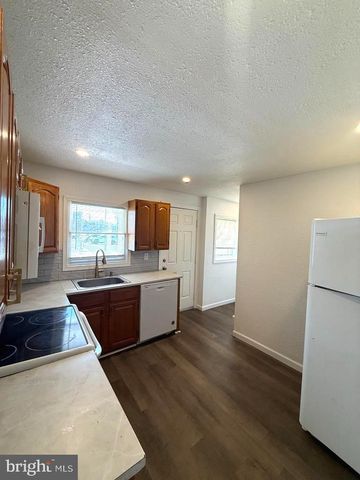 270 CALDER ST, Harrisburg, PA 17102