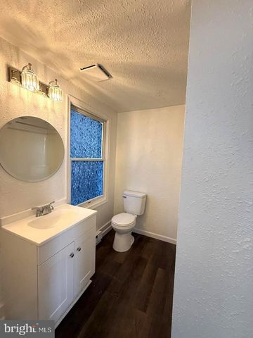 270 CALDER ST, Harrisburg, PA 17102