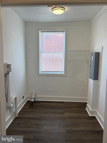 270 CALDER ST, Harrisburg, PA 17102