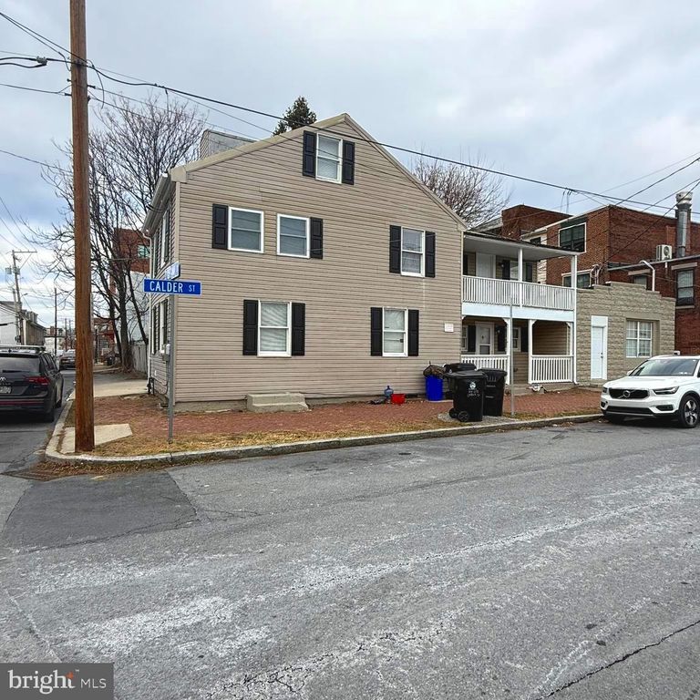270 CALDER ST, Harrisburg, PA 17102