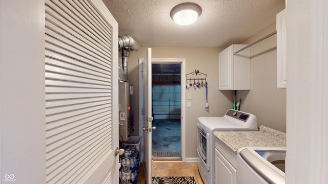 1263 Vista Way, Greenwood, IN 46143