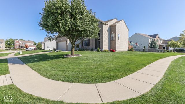 1263 Vista Way, Greenwood, IN 46143