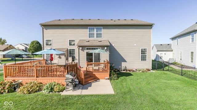 1263 Vista Way, Greenwood, IN 46143