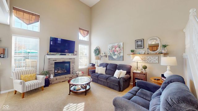 1263 Vista Way, Greenwood, IN 46143
