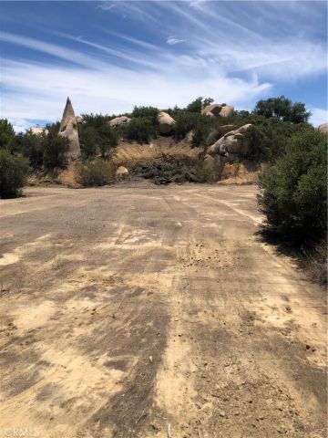 1 Calle Paramo, Murrieta, CA 92562