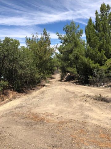 1 Calle Paramo, Murrieta, CA 92562